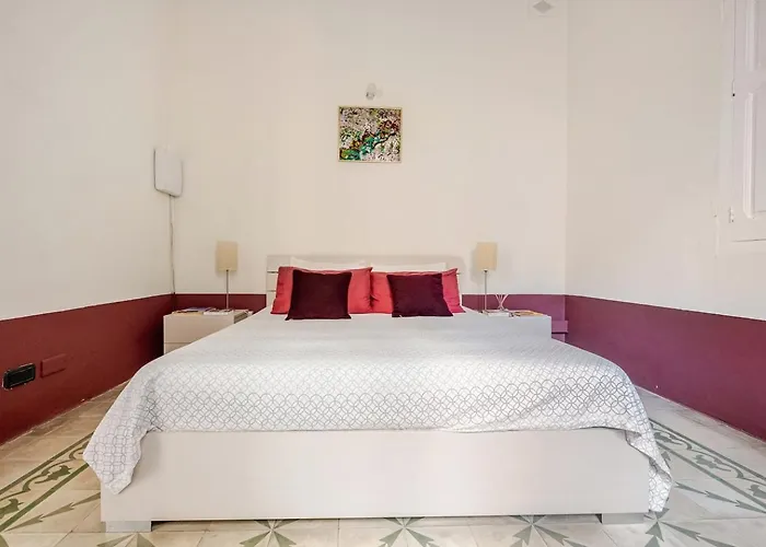 Heart Of 2br With Patio