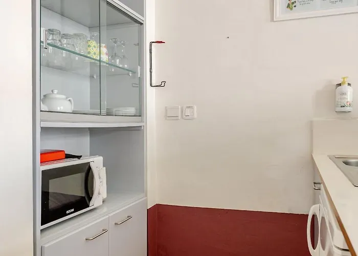 Heart Of 2br With Patio *